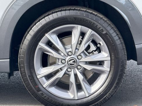 Used 2025 Acura ADX AWD image 12