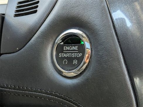 Used 2017 Ford Explorer Platinum image 37