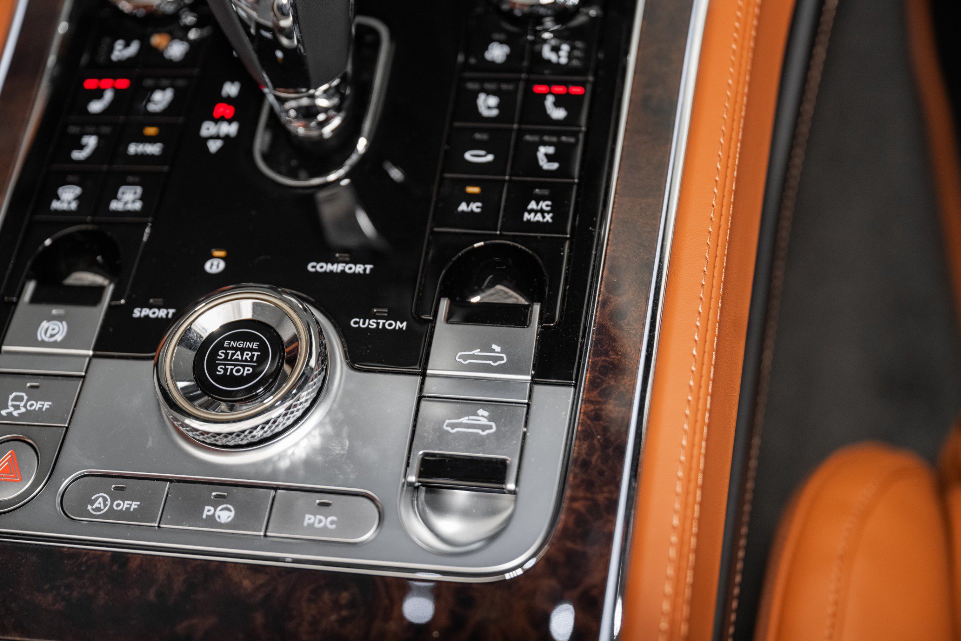 Used 2024 Bentley Continental GT V8 AWD/4WD image 40
