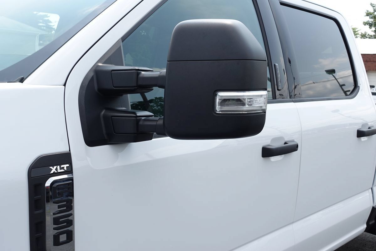 Used 2024 Ford F350 XLT w/ FX4 Off-Road Package AWD/4WD image 7