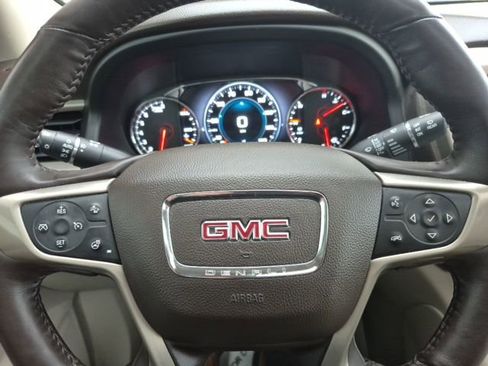 Used 2017 GMC Acadia Denali w/ Technology Package image 29