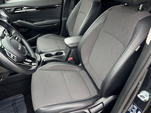 Used 2025 Kia Seltos S image 37