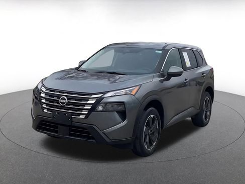 Used 2025 Nissan Rogue SV image 7