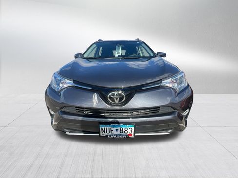 Used 2017 Toyota RAV4 XLE w/ All Weather Liner Package AWD/4WD image 7