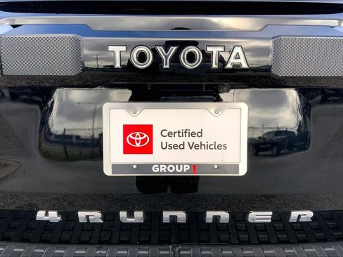 Certified 2025 Toyota 4Runner Limited AWD/4WD image 10