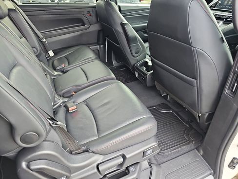 Used 2025 Honda Odyssey Sport-L image 13