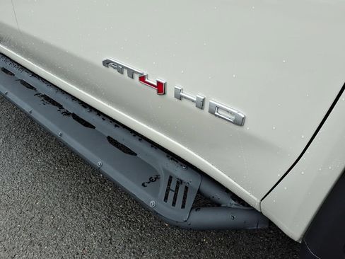 New 2026 GMC Sierra 2500 AT4 w/ Max Trailering Package AWD/4WD image 11
