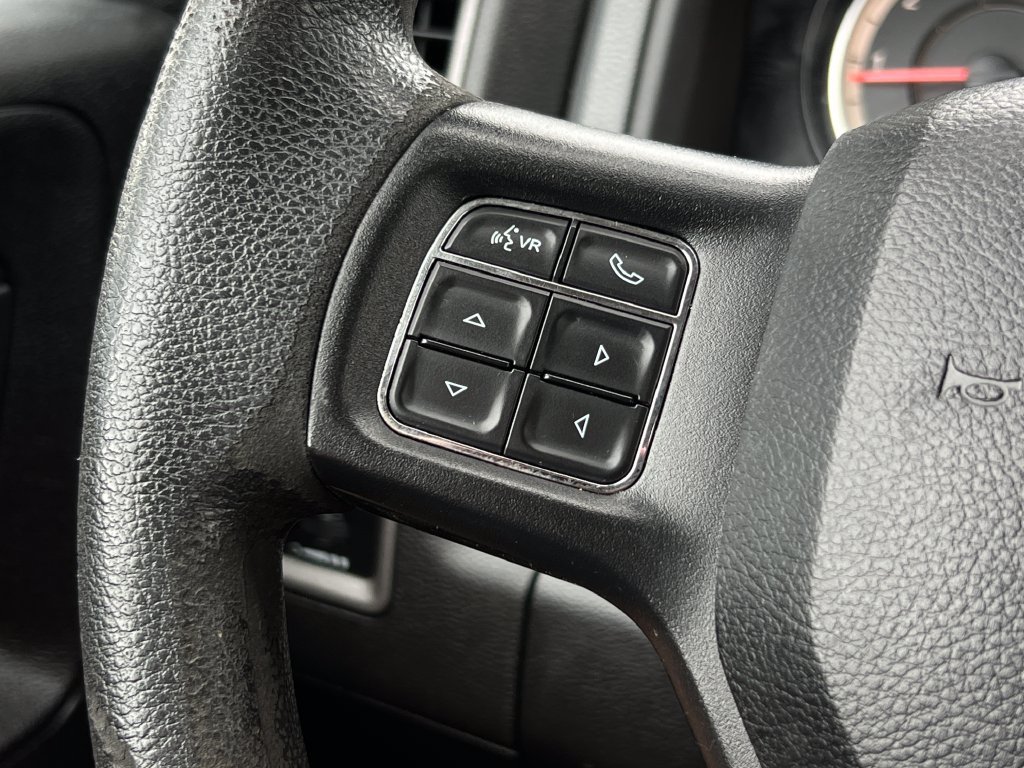 Used 2018 RAM 1500 Express RWD image 18