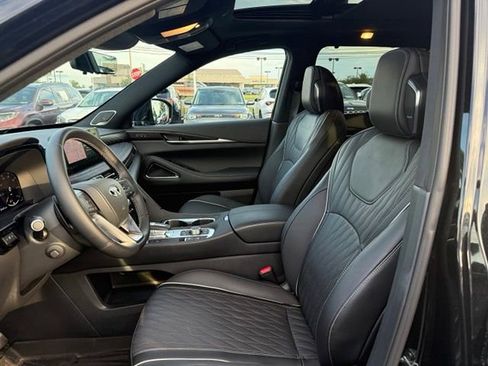 Used 2026 INFINITI QX60 Autograph w/ Dark Cargo Package AWD/4WD image 12