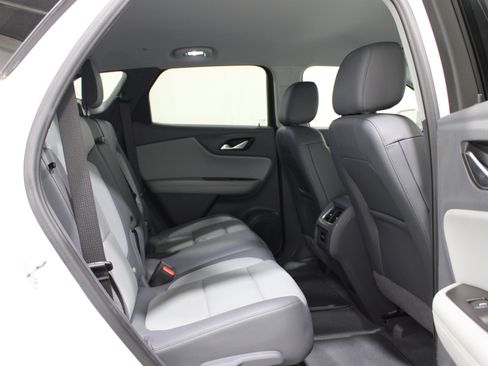 Used 2020 Chevrolet Blazer LT AWD/4WD image 25