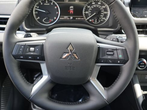 New 2026 Mitsubishi Outlander SE AWD/4WD image 21