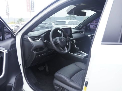 Used 2021 Toyota RAV4 XSE AWD/4WD image 21