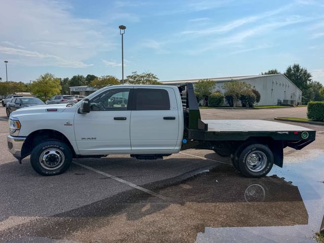 Used 2024 RAM 3500 SLT w/ Quick Order Package 2YG SLT AWD/4WD image 6