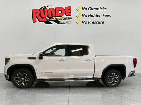Certified 2023 GMC Sierra 1500 SLT w/ SLT Premium Package AWD/4WD image 3