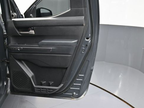 Used 2024 Toyota Tacoma TRD Sport image 35