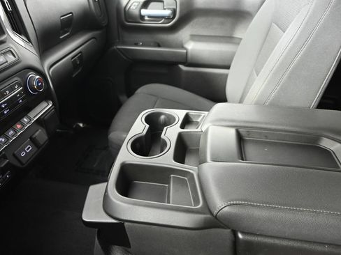 Used 2021 Chevrolet Silverado 1500 Custom Trail Boss w/ Safety Confidence Package AWD/4WD image 31