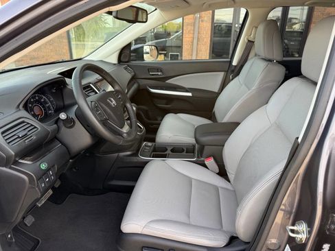 Used 2016 Honda CR-V Touring image 11