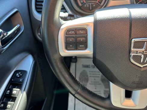 Used 2013 Dodge Journey SE image 26
