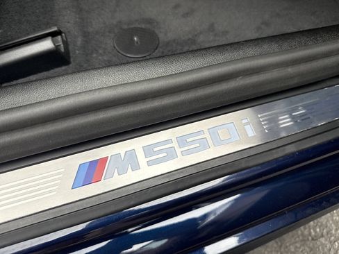 Used 2022 BMW M550i xDrive w/ Executive Package AWD/4WD image 39