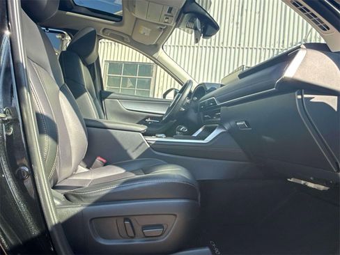 Certified 2025 MAZDA CX-90 3.3 Turbo w/ Premium Sport Pkg image 13