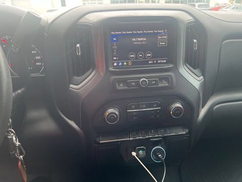 Used 2021 Chevrolet Silverado 1500 Custom RWD image 9
