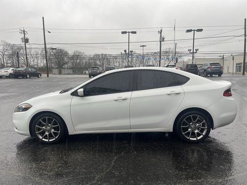 Used 2015 Dodge Dart SXT w/ Sun/Sound Group image 4