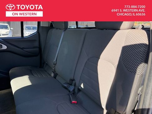 Used 2015 Nissan Frontier PRO-4X image 27