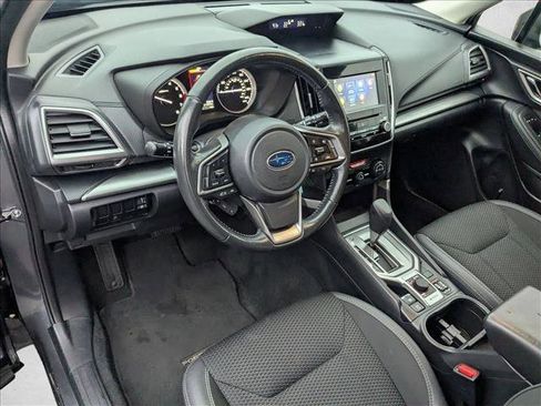 Used 2019 Subaru Forester Premium w/ All-Weather Package image 10