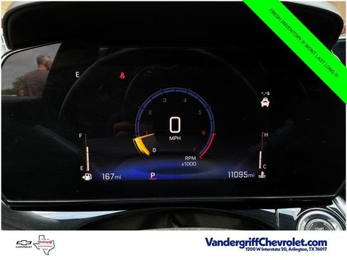 Certified 2025 Chevrolet Trax RS w/ Driver Confidence Package FWD image 38