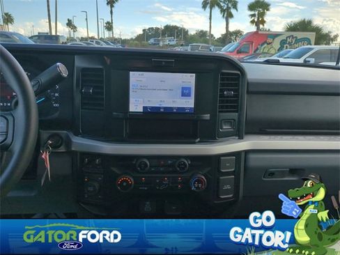 Used 2025 Ford F350 XLT w/ FX4 Off-Road Package image 17