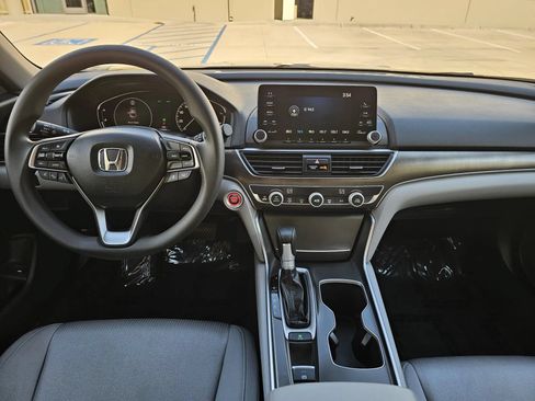 Used 2019 Honda Accord LX image 19