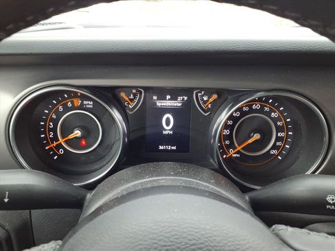 Certified 2022 Jeep Gladiator Willys image 24