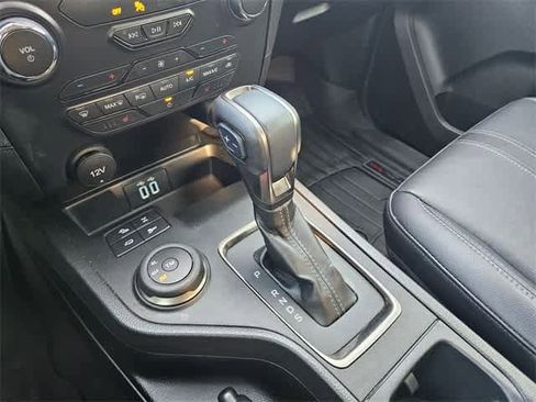 Used 2023 Ford Ranger Lariat w/ FX4 Off-Road Package image 33