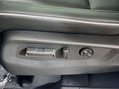 New 2026 Honda Odyssey Touring image 15