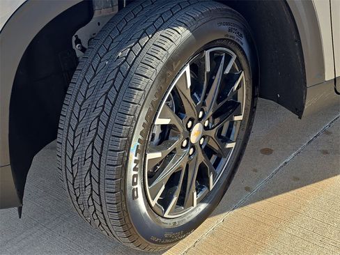 New 2026 Chevrolet Traverse LT w/ Sun and Wheel Package image 33