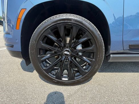 Certified 2025 Cadillac Escalade Sport Platinum w/ LPO, ONYX Package AWD/4WD image 14