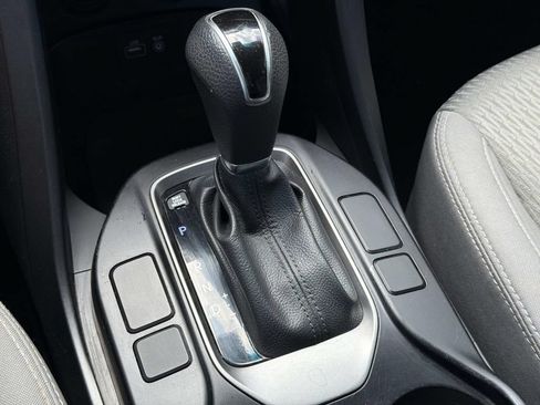 Used 2018 Hyundai Santa Fe SE FWD image 22