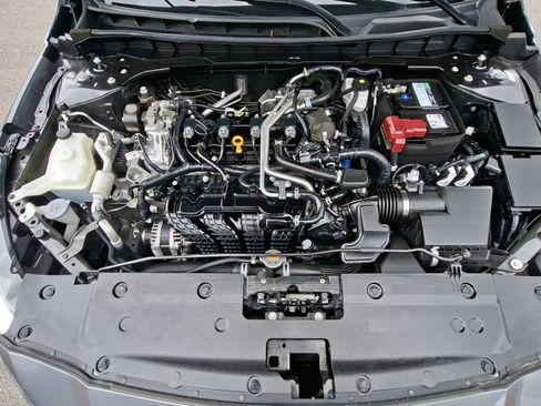 Used 2022 Nissan Altima 2.5 SV FWD image 24