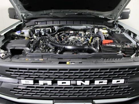 Certified 2023 Ford Bronco Badlands image 7