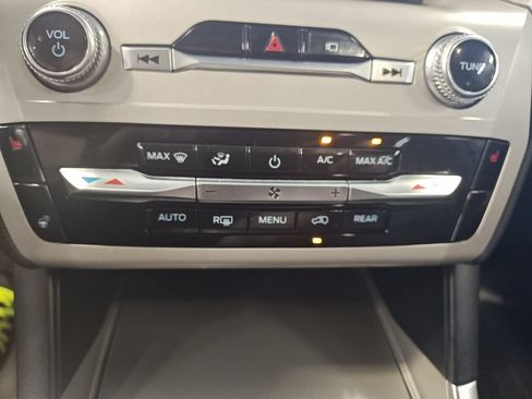 Used 2023 Ford Explorer Timberline AWD/4WD image 25