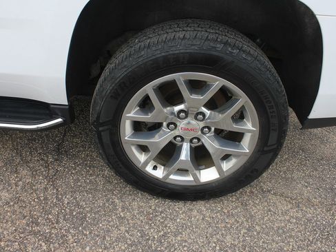 Used 2018 GMC Yukon SLT AWD/4WD image 61