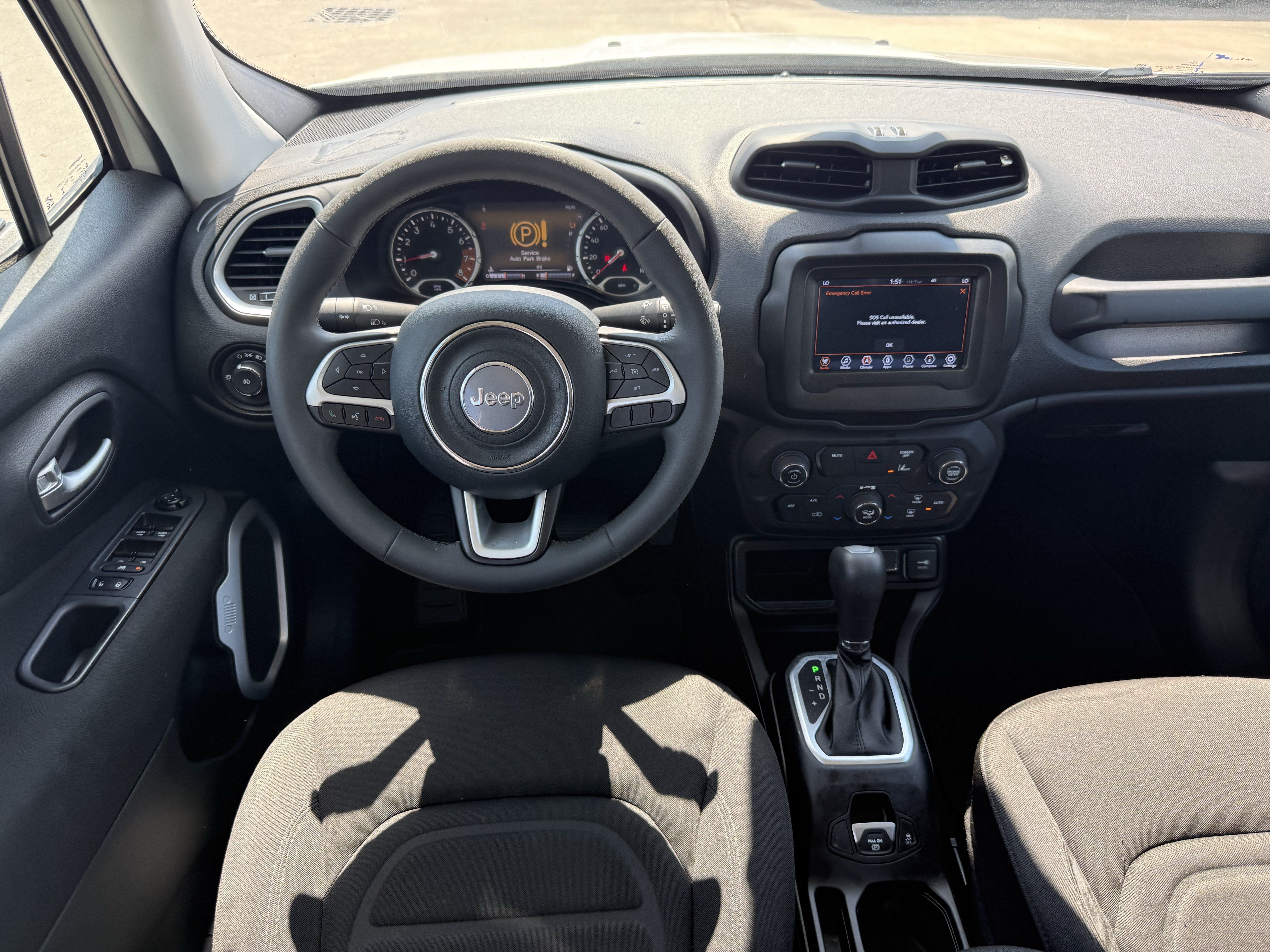 Used 2021 Jeep Renegade Latitude FWD image 14