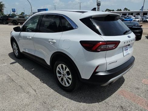 Used 2023 Ford Escape Active w/ Tech Pack #1 FWD image 5