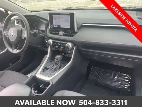 Used 2024 Toyota RAV4 XLE AWD/4WD image 15