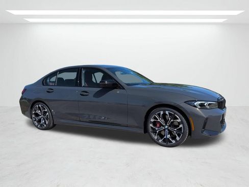 New 2026 BMW 330i Sedan RWD image 2