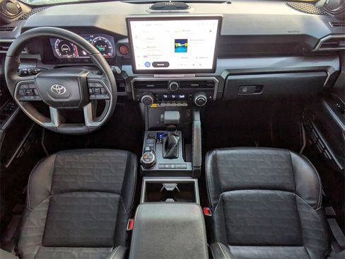 Certified 2025 Toyota 4Runner TRD Off-Road Premium image 16