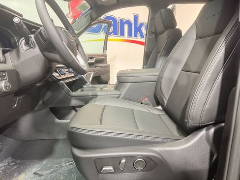 New 2026 GMC Sierra 3500 Denali w/ Denali Reserve Package image 10
