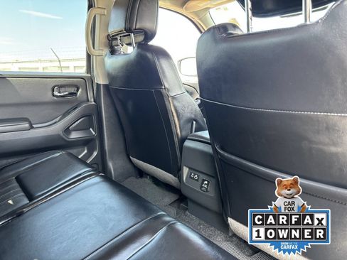 Used 2024 Nissan Frontier SL w/ Technology Package RWD image 13