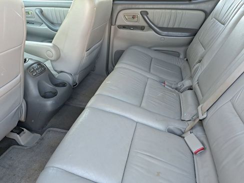 Used 2005 Toyota Sequoia Limited image 17