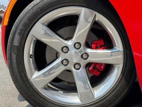 Used 2006 Pontiac Solstice Convertible w/ Premium Package RWD image 18